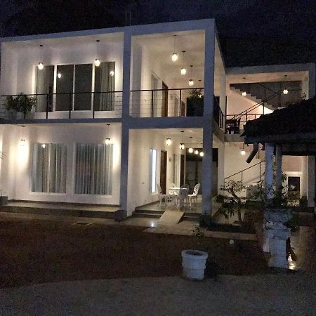 Shimada Villa Bentota Eksteriør bilde